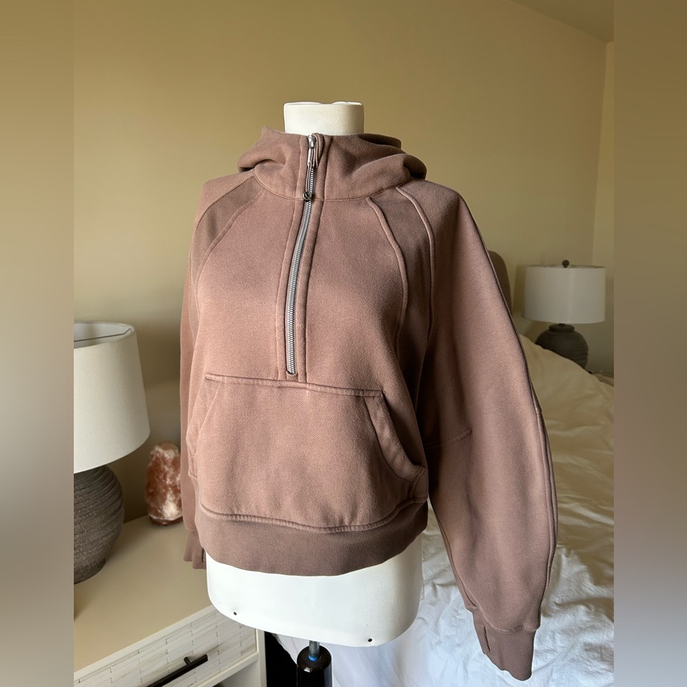 Women’s Lululemon Scuba Oversized Half Zip Hoodie Size XS/S in Taupetastic